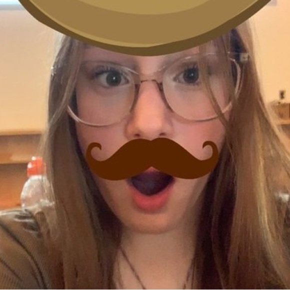 Meet your Posher, Willow - Picture 1 of 1